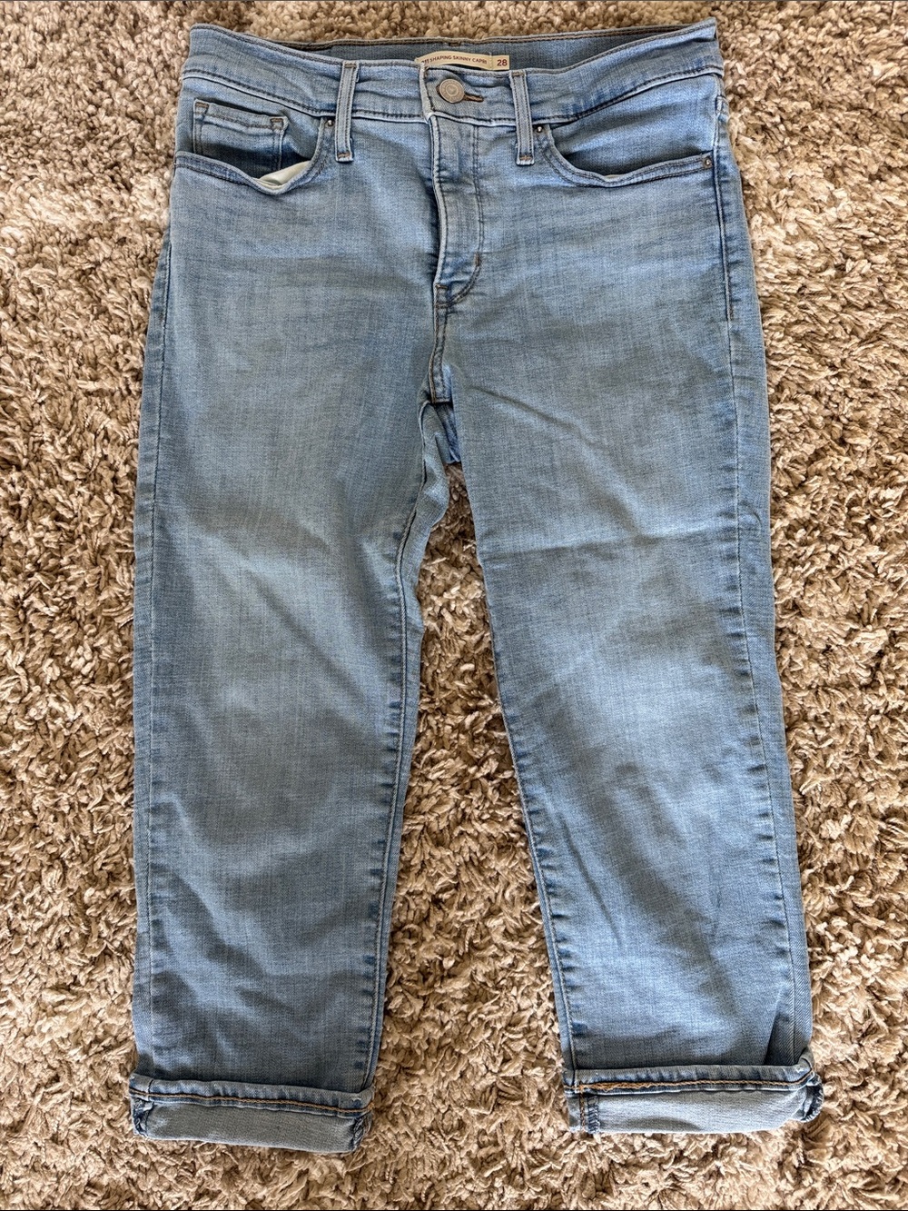 Women’s Levi’s 311 Shaping Skinny Capri Size 28